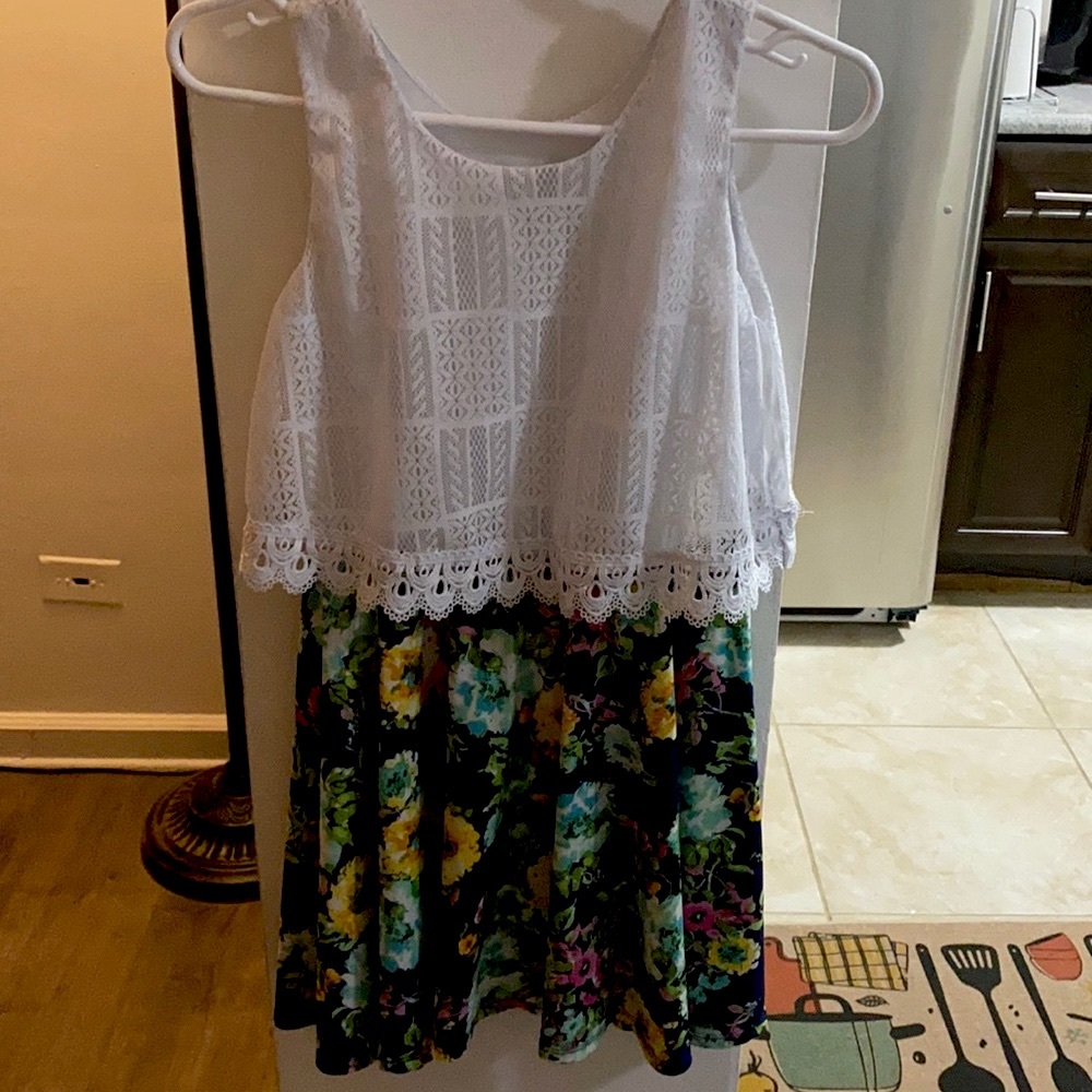 Girls dress size 14